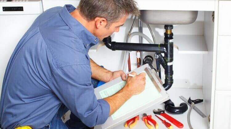 Plumbing Companies in Phoenix: What to Know Before You Hire Plumbing Companies Hiring Guide in Phoenix AZ