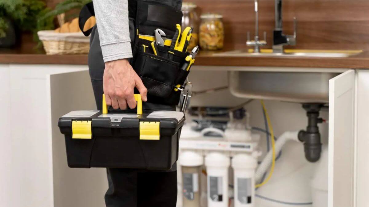 Protect Your Plumbing System from Arizona’s Extreme Heat Arizona Heat Plumbing Maintenance in Phoenix AZ